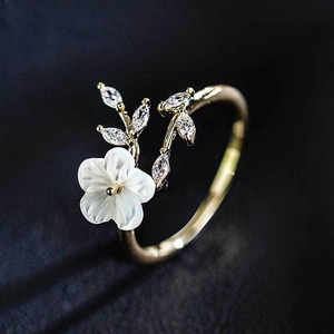 Flower Leaf Adjustable Open Ring Copper 18K Gold Plated White Mother Of Artificial Pearl Zircon Elegant Jewelry For Women