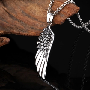 Polished silver angel wing feather pendant necklace made of durable titanium steel