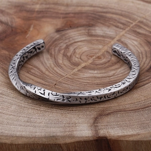 Retro twisted stainless steel open cuff bracelet with vintage silver finish for men