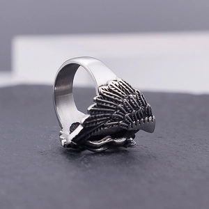 Men's retro eagle feather ring in vintage silver finish with detailed tribal carvings