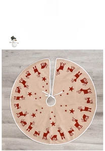Detailed top view of 96cm linen Christmas tree skirt with red reindeer and star patterns