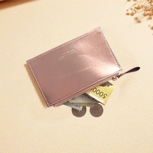 Mini portamonete metallizzato viola rosa con scomparti per carte e chiusura a zip