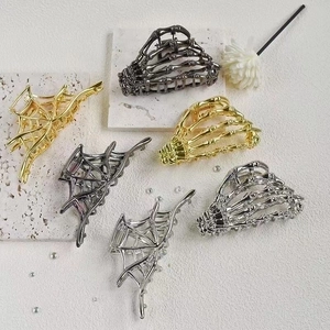 Halloween Metal Hair Claw Clip Skeleton Hand Spider Web Hollow Out Gothic Punk Headpiece Accessories Women Girls