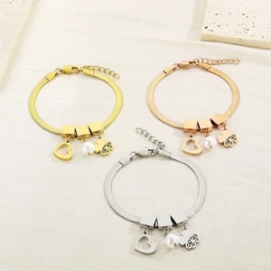 Three-tone heart pearl charm snake chain bracelets in gold, rose gold and silver