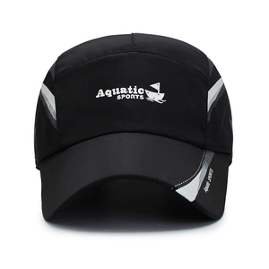 Berretto sportivo ad asciugatura rapida con logo Aquatic e dettagli grigi riflettenti unisex