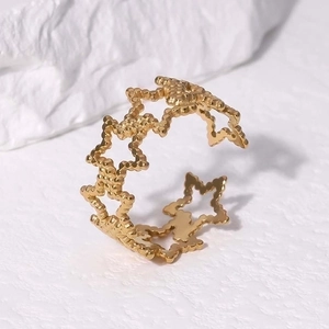 Minimalist 18K gold-plated star pattern open ring in hollow stainless steel design
