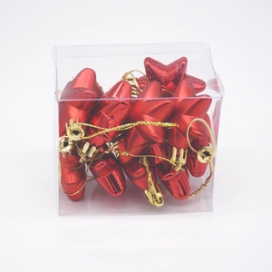Red star Christmas tree ornaments set in clear packaging box with gold hanging strings