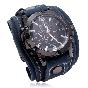 Montre pour homme en cuir bleu style punk avec coutures vintage et détails rivetés