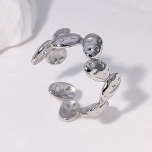 Minimalist silver hammered pebble texture stainless steel open ring for women