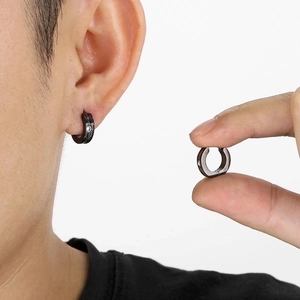 Minimalist black round titanium steel earring for men with small square diamond inlay