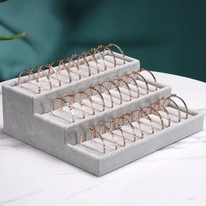 Tiered Velvet Jewelry Display Stand Ice Flower Velvet Ring Holder Bracelet Bangle Organizer Tray Professional Jewelry Showcase Rack