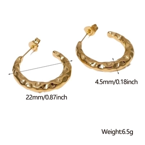 Detail showing 22mm hammered texture 18K gold plated C-shaped stainless steel earrings