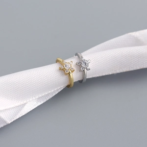 Minimalist S925 silver star ear cuffs with sparkling zircon for women in gold and silver