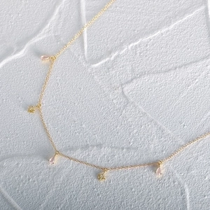 S925 sterling silver gold choker with pink teardrop charms and star shaped pendants
