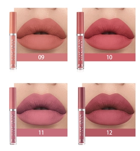 Muestras de brillo de labios mate tonos 09 a 12 con textura impermeable duradera
