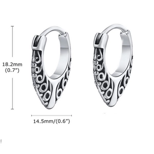Detailed view of vintage titanium steel hoop earrings with size specifications 18.2mm