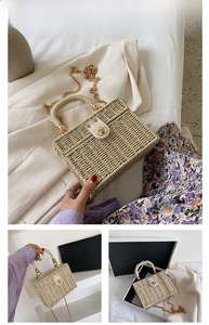 Detail der beigen geflochtenen Box-Tasche mit Goldkette und Metallverschluss