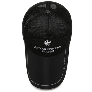 Atmungsaktive Herren-Sportmütze aus schwarzem Mesh mit reflektierendem Schirm und Logo