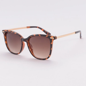 Lunettes de soleil carrées en écaille, branches en métal doré et verres dégradés marron