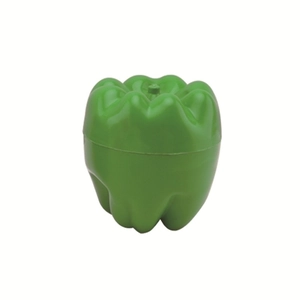 Green bell pepper shaped plastic food storage container for fresh vegetable storage