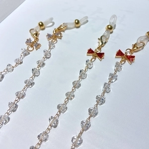 Crystal triangle bead eyewear chains with vintage bows and clear silicone loops