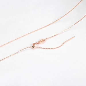 Detail of rose gold S925 silver chain with Italy stamp and adjustable slider bead