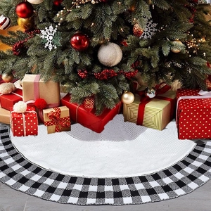 Knit Christmas tree skirt with black and white buffalo check borders for festive decor
