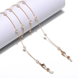Chaîne de lunettes dorée avec perles de riz et fermoirs mousquetons pour lunettes