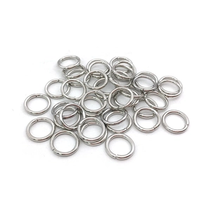 Set of 100 silver open jump rings for DIY jewelry making and connection parts