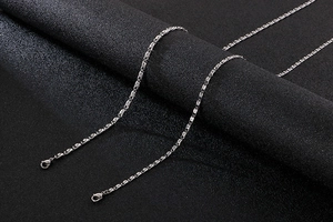 Close-up of minimalist 304 stainless steel chain necklace with lobster clasp