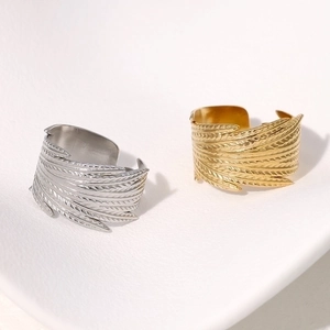 Adjustable vintage feather rings in gold and silver stainless steel finishes