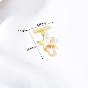 Detail showing dimensions of star shaped gold and white OT toggle clasp for jewelry