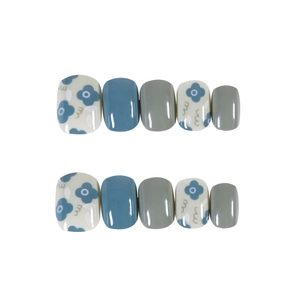 Kit de faux ongles fleurs bleu-gris Morandi de forme carrée courte ovale 10 pièces