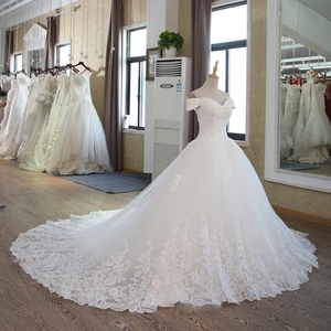 Off Shoulder Lace Wedding Dress Ball Gown Bridal Gown With Long Train Floral Appliques Lace-Up Back For Women