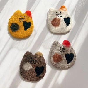 Handmade wool felt cat coasters set of 4 with heart details for cute desk decoration