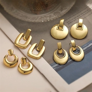 18K Gold Plated Copper Geometric Earrings Vintage Irregular Round Hoop Stud Earrings For Women Minimalist Fashion Jewelry