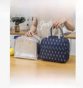 Detail of leaf pattern lunch bag showing waterproof fabric and thick aluminum foil lining