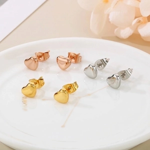 Boucles D'Oreilles Cœur Acier Inoxydable Poli Bijoux Minimalistes Cadeau Pour Femmes Style Doux Romantique