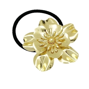 Minimalist gold flower hair tie with high-elastic rope and polished metal charm