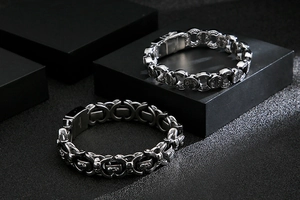 Détails de bracelets en argent vintage avec tête de mort et croix style punk hip-hop