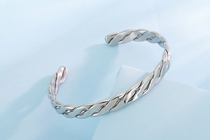 Detailed view of silver twisted rope cuff bracelet made of durable stainless steel