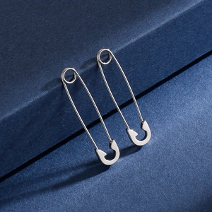 Stainless Steel Safety Pin Earrings Minimalist Punk Industrial Style Studs Jewelry For Men Women Gothic Cool Hip Hop