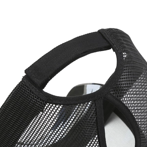 Detailansicht der schwarzen Mesh-Baseballkappe für Pferdeschwänze mit Klettverschluss