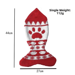 Fish-shaped knit pet Christmas stocking with red cat paw and snowflake patterns, size 44x27cm