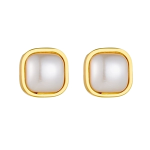 Square gold-plated earrings with white pearl accents and minimalist stainless steel base