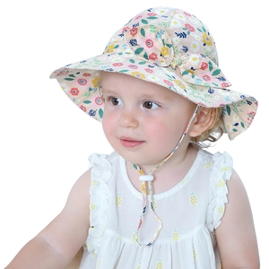 Sonnenhut für Kleinkinder mit Blumenmuster, breiter Krempe und verstellbarem Kinnriemen