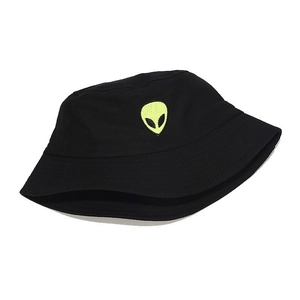 Cappello da pescatore in cotone nero con ricamo alieno verde neon per protezione solare