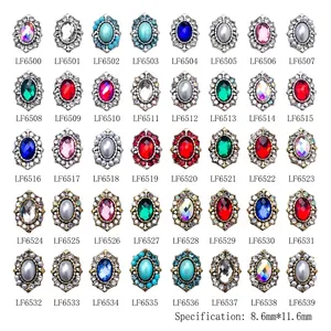 Lot de 40 bijoux d'ongles rétro avec cristaux colorés et bases ovales or et argent