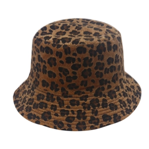 Cappello alla pescatora classico con stampa leopardata per uomo e donna in ecopelliccia
