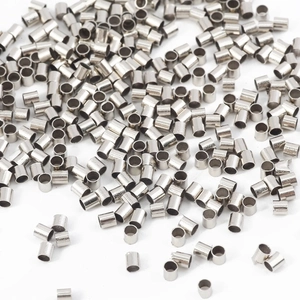 Versilberte Quetschperlen aus Kupfer und Metallröhrchen für DIY-Schmuckherstellung und Basteln